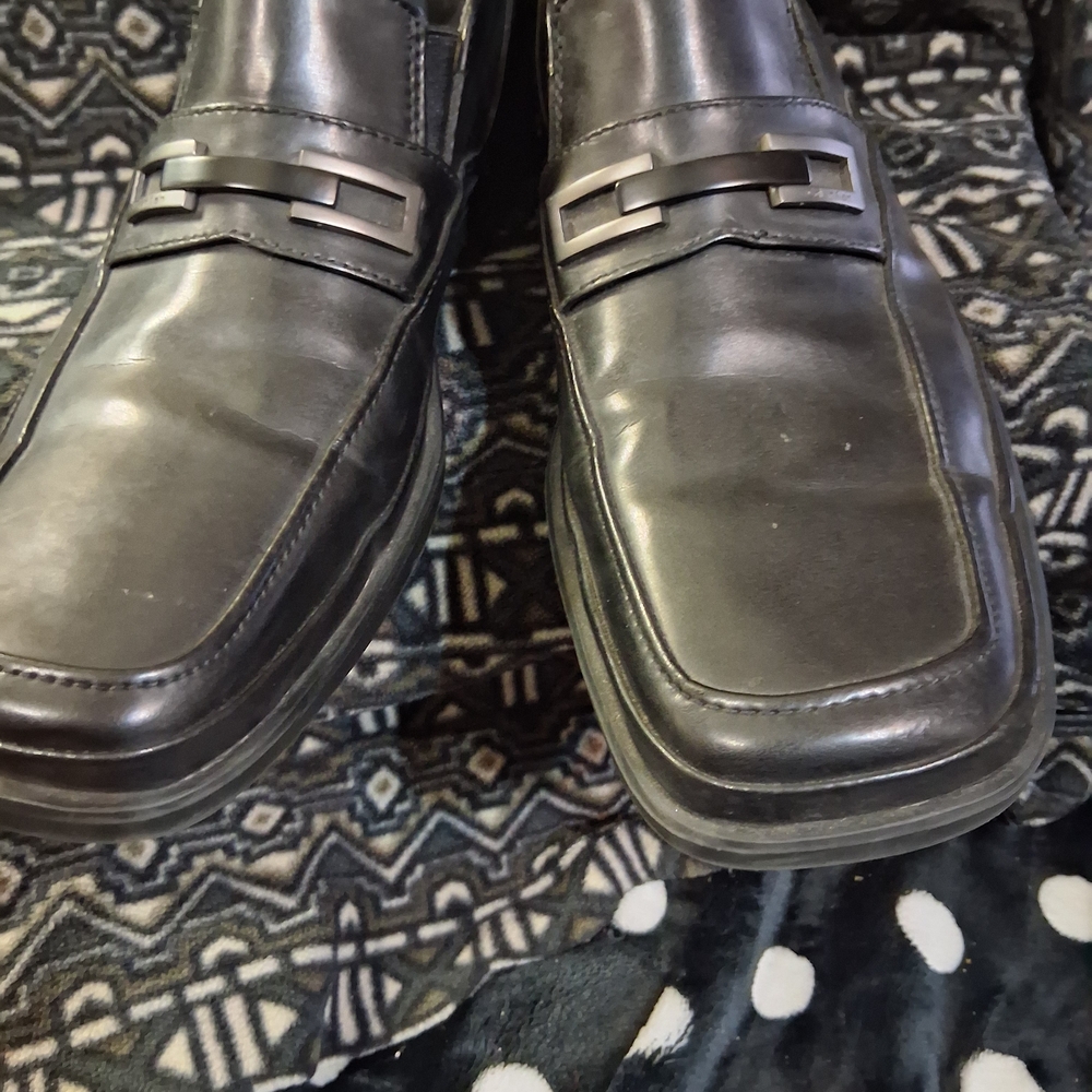 Men's Black Leather Loafers